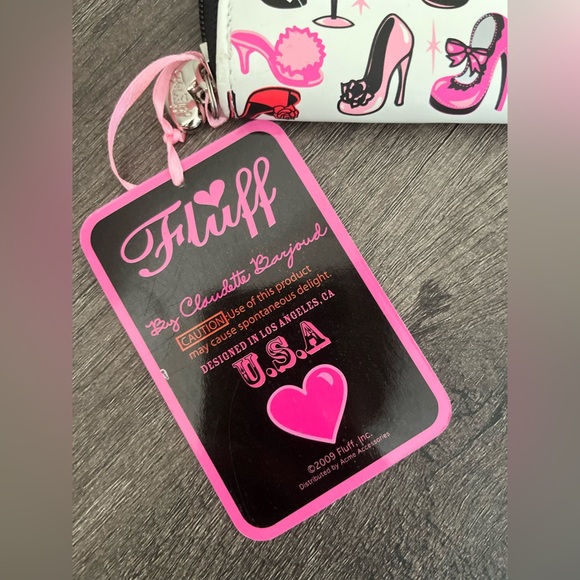 NWT Fluff Wallet - Picture 2 of 9